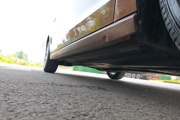Used Volkswagen Lamando 2017 230TSI DSG Fashion Edition Right Side Sill