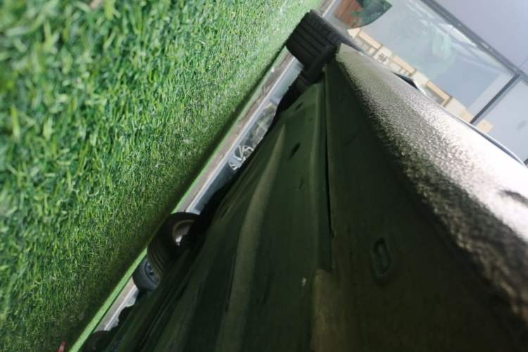 Used Volkswagen Lamando 2017 280TSI DSG Comfort Edition Right Side Sill