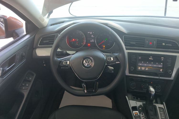 Used Volkswagen Lamando 2017 230TSI DSG Fashion Edition Steering Wheel