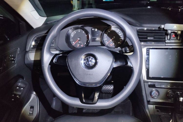 Used Volkswagen Lamando 2017 230TSI DSG Fashion Edition Steering Wheel