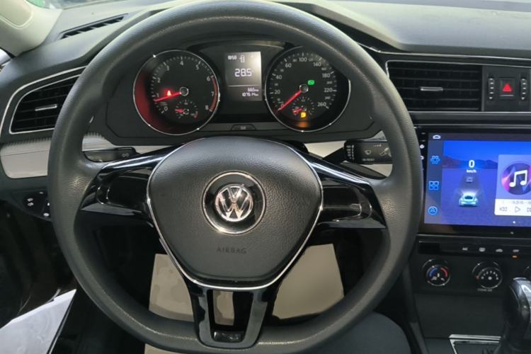 Used Volkswagen Lamando 2017 230TSI DSG Fashion Edition Steering Wheel