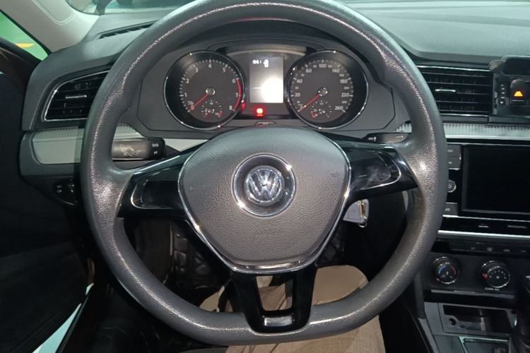 Used Volkswagen Lamando 2017 230TSI DSG Fashion Edition Steering Wheel