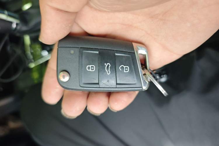 Used Volkswagen Lamando 2017 280TSI DSG Comfort Edition Vehicle Key