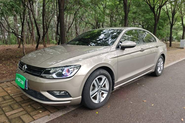 Gebrauchter Volkswagen Lamando 2017 230TSI DSG Fashion Edition Guazi used car, China used car export, Used car for sale, Used  cars, Cheapest cars for sale