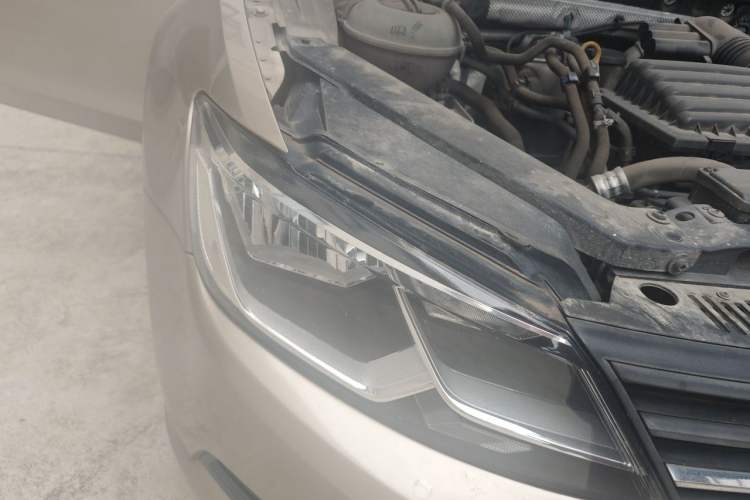 Used Volkswagen Lamando 2017 230TSI DSG Fashion Edition Engine Bay Right
