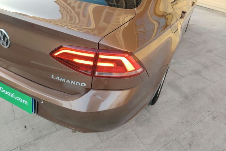 Used Volkswagen Lamando 2017 230TSI DSG Fashion Edition Exterior 6