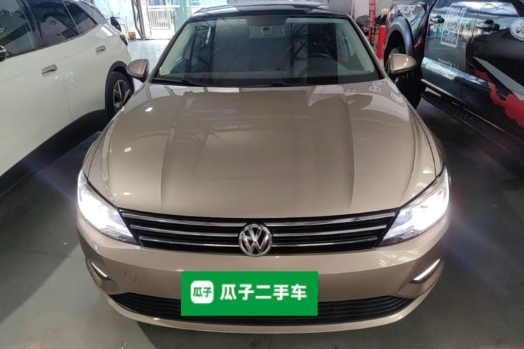 Used Volkswagen Lamando 2017 230TSI DSG Fashion Edition Front