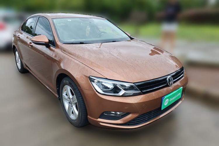 Used Volkswagen Lamando 2017 230TSI DSG Fashion Edition Front Right 45 Deg
