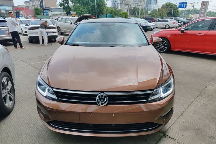 Used Volkswagen Lamando 2017 280TSI DSG Comfort Edition Front