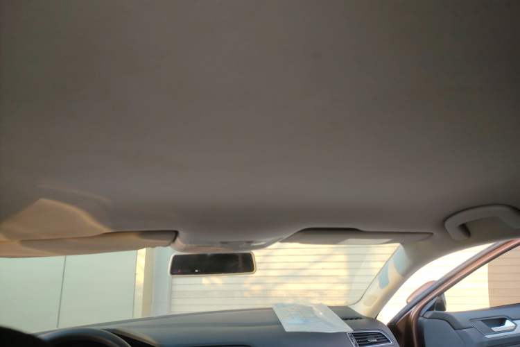 Used Volkswagen Lamando 2017 230TSI DSG Fashion Edition Headliner