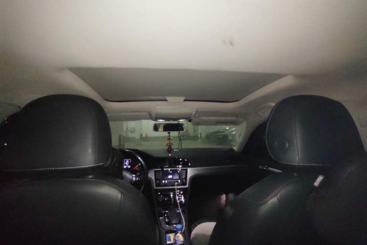 Used Volkswagen Lamando 2017 280TSI DSG Comfort Edition Headliner