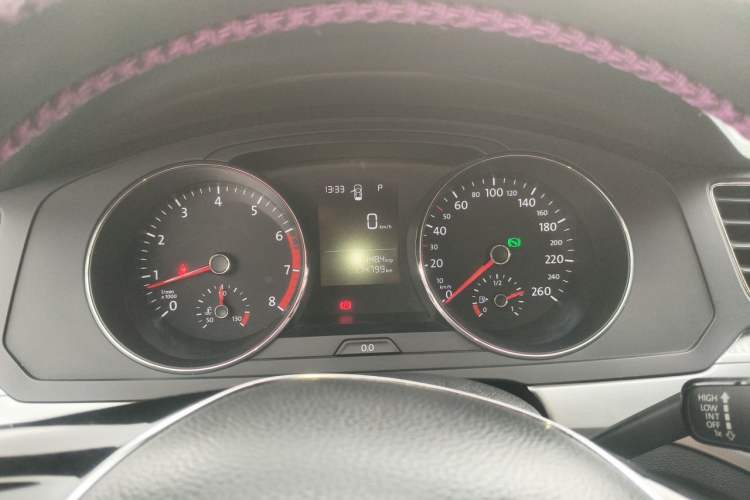 Used Volkswagen Lamando 2017 230TSI DSG Fashion Edition Instrument Cluster