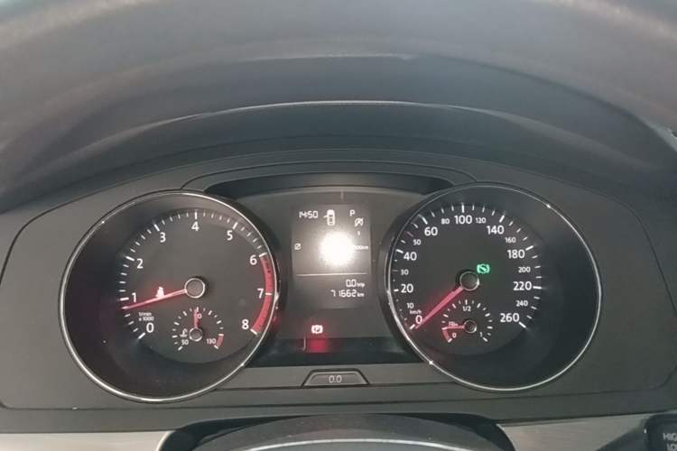 Used Volkswagen Lamando 2017 230TSI DSG Fashion Edition Instrument Cluster