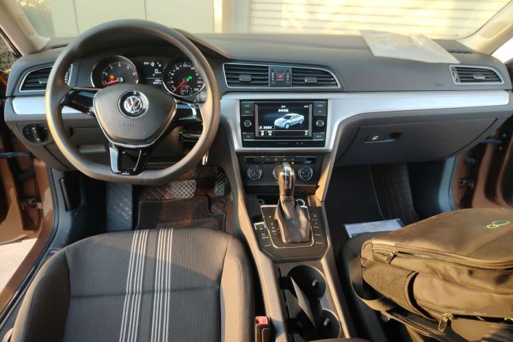 Used Volkswagen Lamando 2017 230TSI DSG Fashion Edition Interior 2