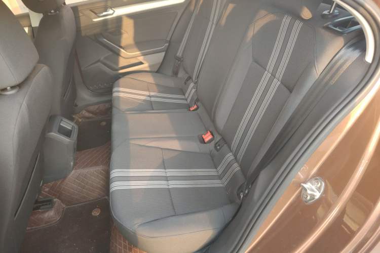 Used Volkswagen Lamando 2017 230TSI DSG Fashion Edition Interior 4