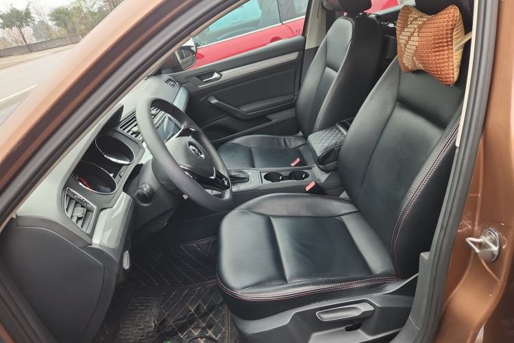 Used Volkswagen Lamando 2017 230TSI DSG Fashion Edition Left Front Seat