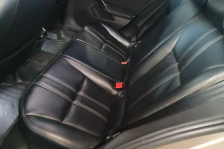 Used Volkswagen Lamando 2017 230TSI DSG Fashion Edition Left Rear Seat