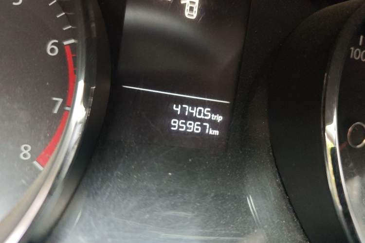 Used Volkswagen Lamando 2017 230TSI DSG Fashion Edition Odometer Close Up