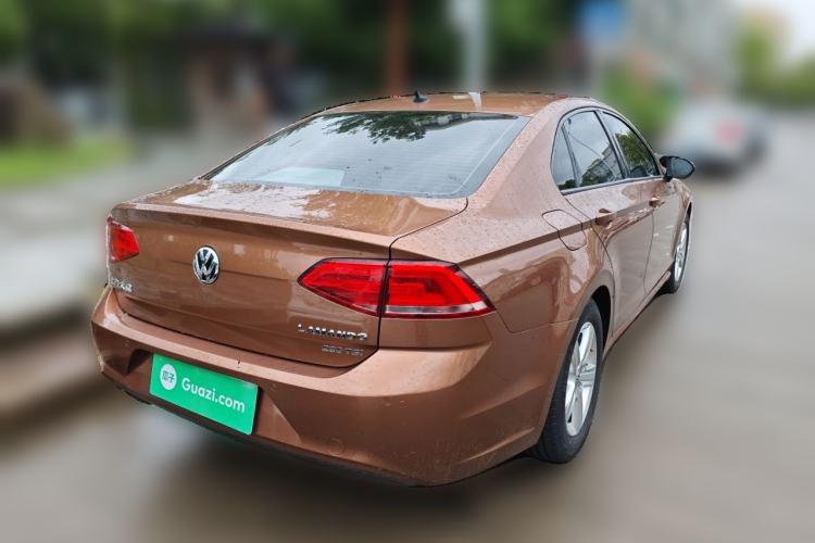 Used Volkswagen Lamando 2017 230TSI DSG Fashion Edition Rear Right 45 Deg