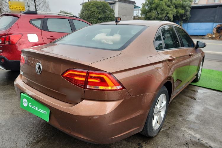 Used Volkswagen Lamando 2017 230TSI DSG Fashion Edition Rear Right 45 Deg