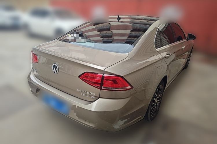 Used Volkswagen Lamando 2017 280TSI DSG Luxury Edition Rear Right 45 Deg