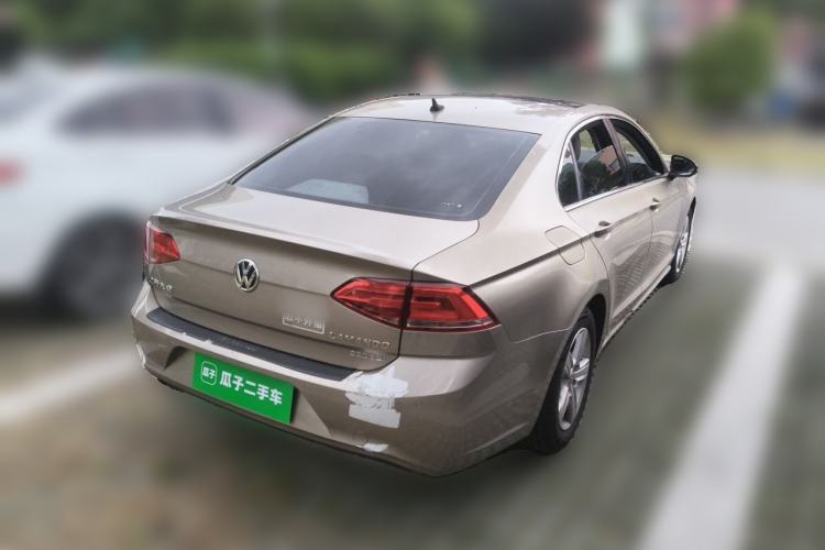 Used Volkswagen Lamando 2017 230TSI DSG Fashion Edition Rear Right 45 Deg