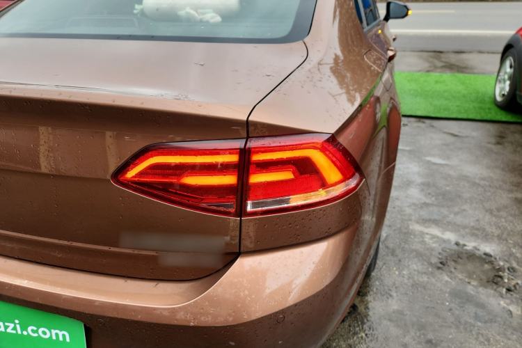Used Volkswagen Lamando 2017 230TSI DSG Fashion Edition Right Rear Taillight