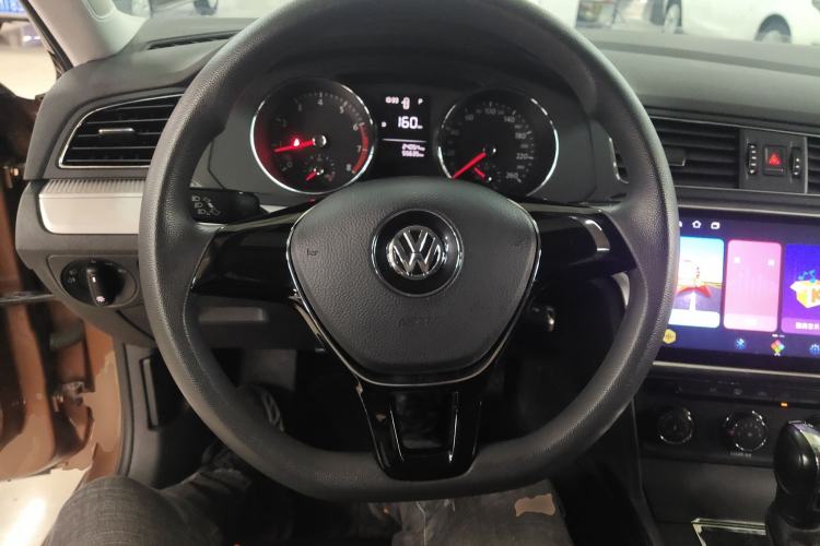 Used Volkswagen Lamando 2017 230TSI DSG Fashion Edition Steering Wheel