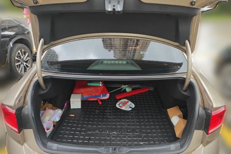 Used Volkswagen Lamando 2017 230TSI DSG Fashion Edition Trunk