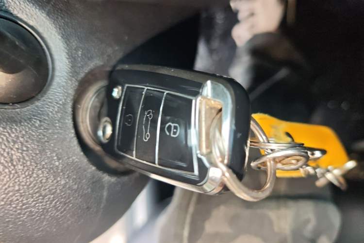 Used Volkswagen Lamando 2017 230TSI DSG Fashion Edition Vehicle Key