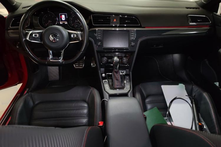 Used Volkswagen Lamando 2017 2.0T GTS Center Console