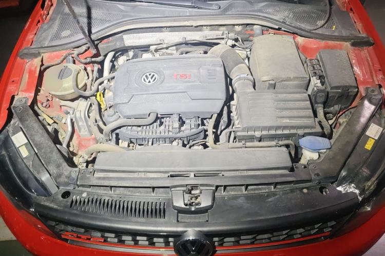 Used Volkswagen Lamando 2017 2.0T GTS Engine Bay