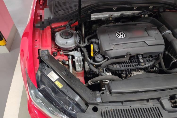 Used Volkswagen Lamando 2017 2.0T GTS Engine Bay Right