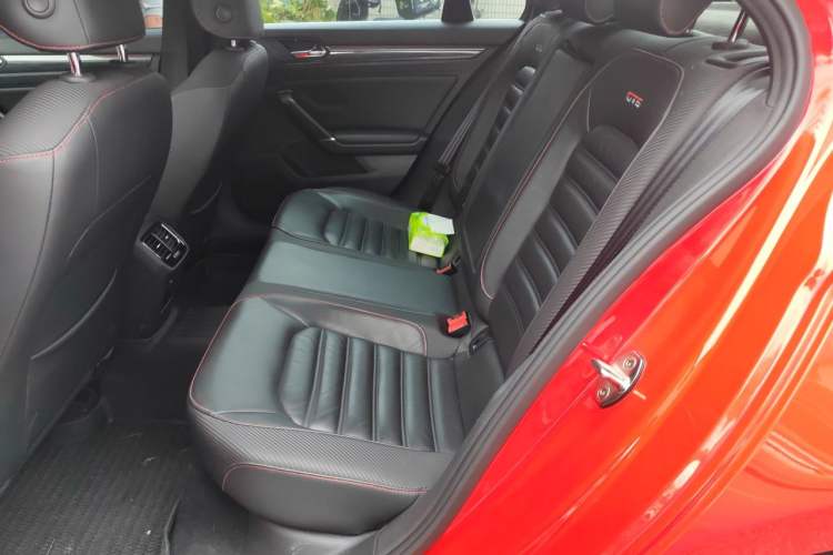 Used Volkswagen Lamando 2017 2.0T GTS Left Rear Seat