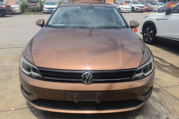 Used Volkswagen Lamando 2017 230TSI DSG Fashion Edition Front