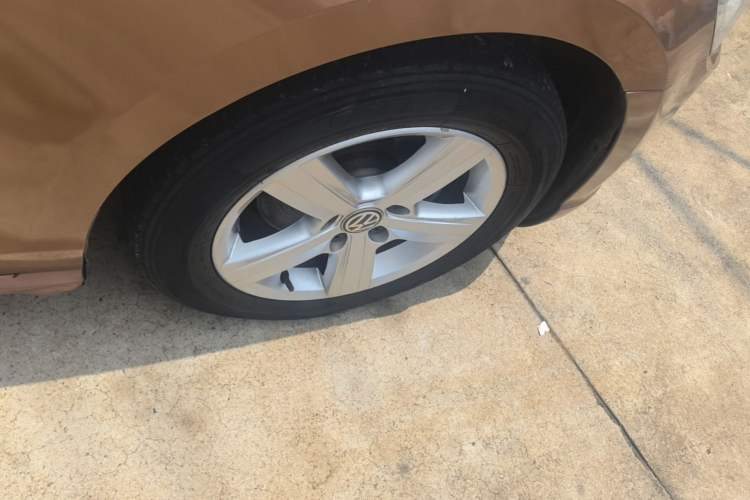 Used Volkswagen Lamando 2017 230TSI DSG Fashion Edition Right Rear Wheel Hub