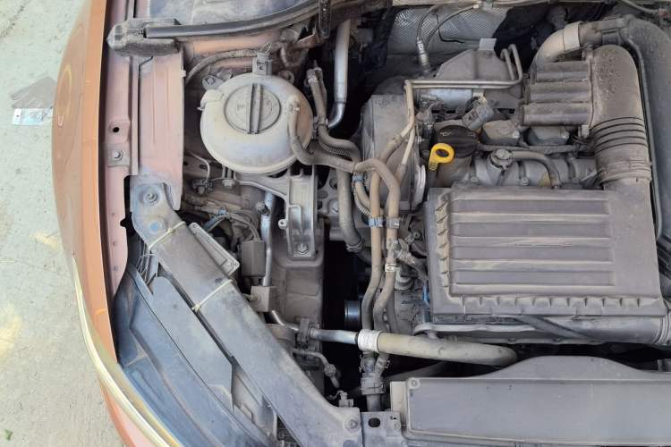 Used Volkswagen Lamando 2017 230TSI DSG Fashion Edition Engine Bay Right
