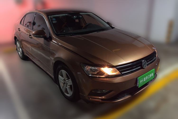 Used Volkswagen Lamando 2017 230TSI DSG Fashion Edition Front Right 45 Deg