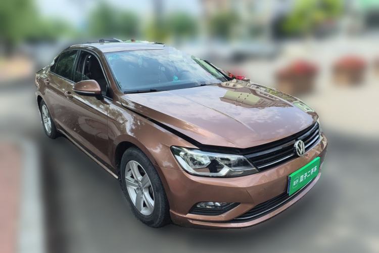 Used Volkswagen Lamando 2017 230TSI DSG Fashion Edition Front Right 45 Deg