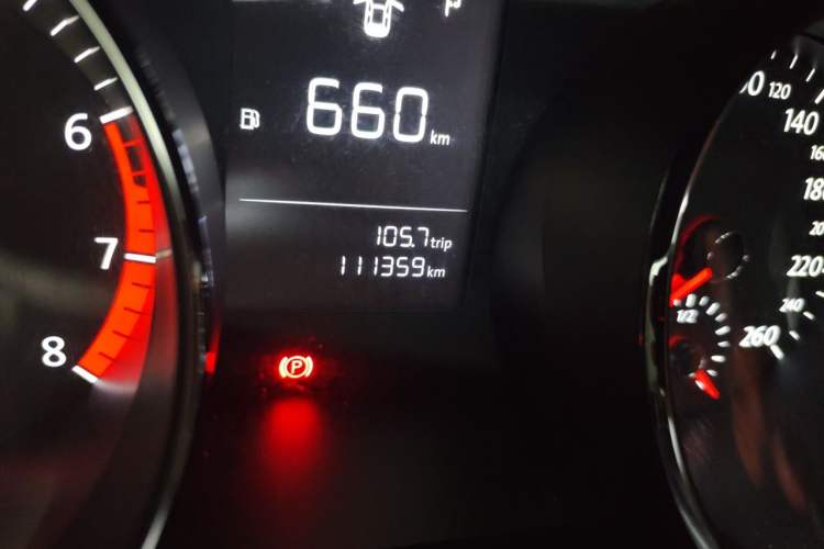Used Volkswagen Lamando 2017 230TSI DSG Fashion Edition Odometer Close Up