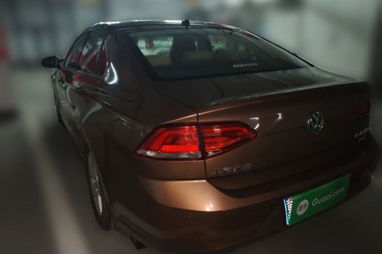 Used Volkswagen Lamando 2017 230TSI DSG Fashion Edition Rear Left 45 Deg