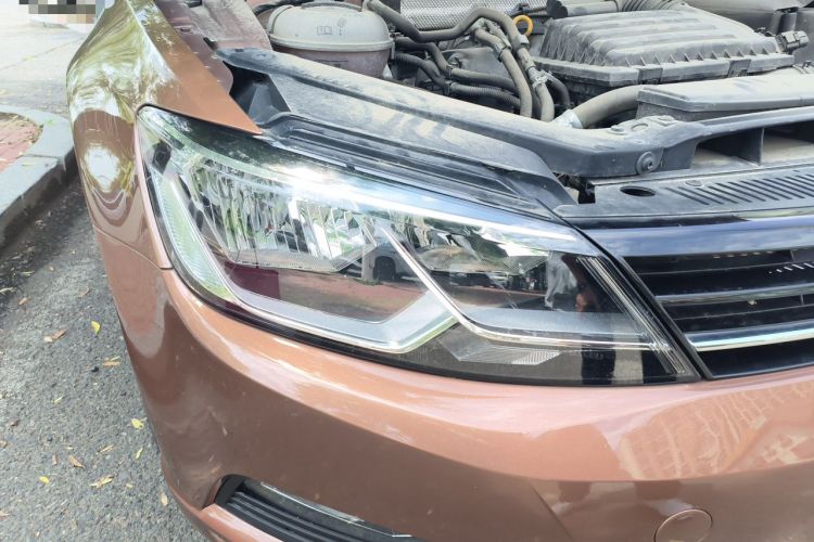 Used Volkswagen Lamando 2017 230TSI DSG Fashion Edition Right Front Headlight