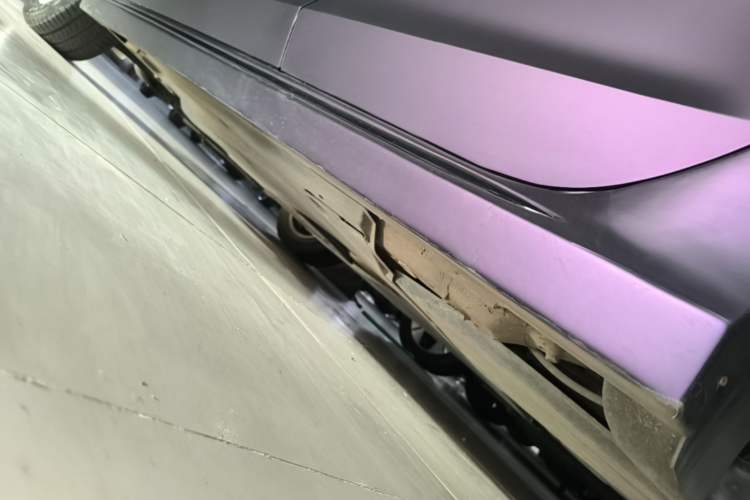 Used Volkswagen Lamando 2017 230TSI DSG Fashion Edition Left Side Sill