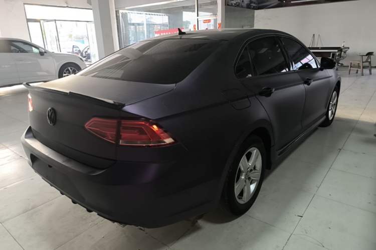 Used Volkswagen Lamando 2017 230TSI DSG Fashion Edition Rear Right 45 Deg