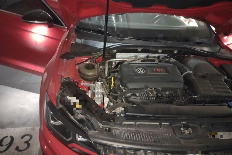 Used Volkswagen Lamando 2017 2.0T GTS Engine Bay Right