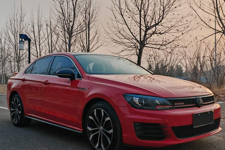 Used Volkswagen Lamando 2017 2.0T GTS Exterior 3