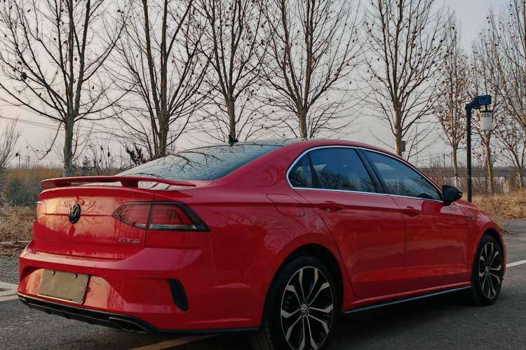 Used Volkswagen Lamando 2017 2.0T GTS Exterior 4
