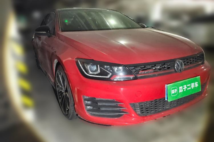 Used Volkswagen Lamando 2017 2.0T GTS Front Right 45 Deg