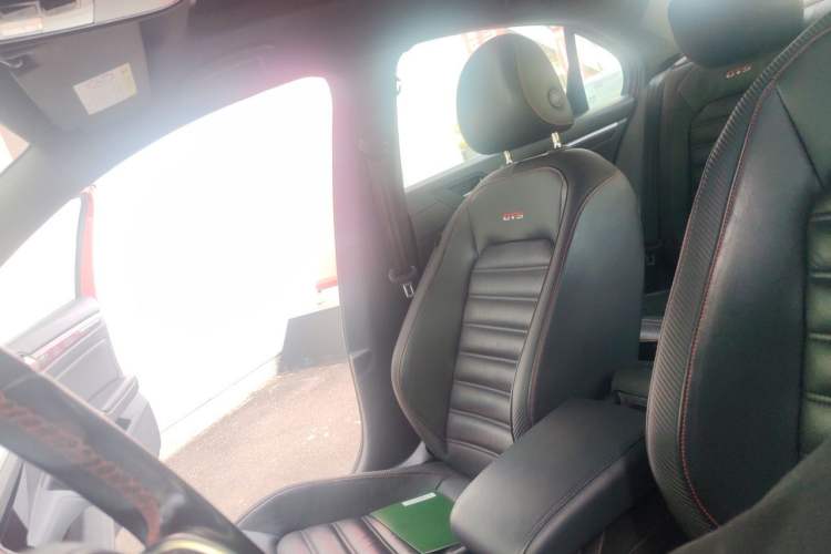 Used Volkswagen Lamando 2017 2.0T GTS Left Front Seat
