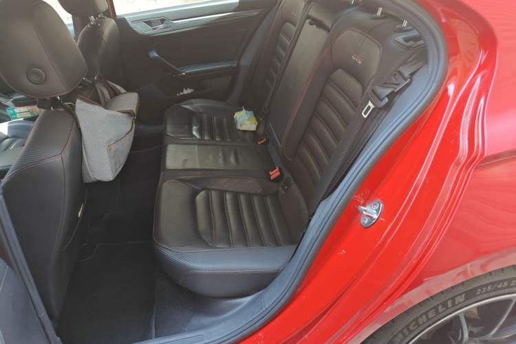 Used Volkswagen Lamando 2017 2.0T GTS Left Rear Seat